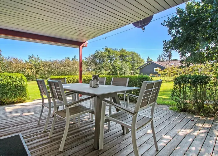 Gudni - 250m From The Sea By Interhome *